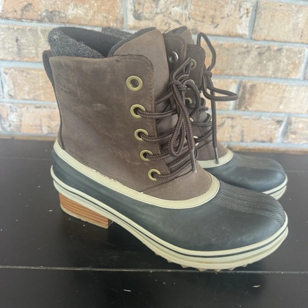 Sorel Womens Size 8.5 Black Brown Waterproof Leather Duck Boots Slimpack III